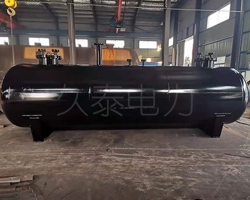 儲油罐